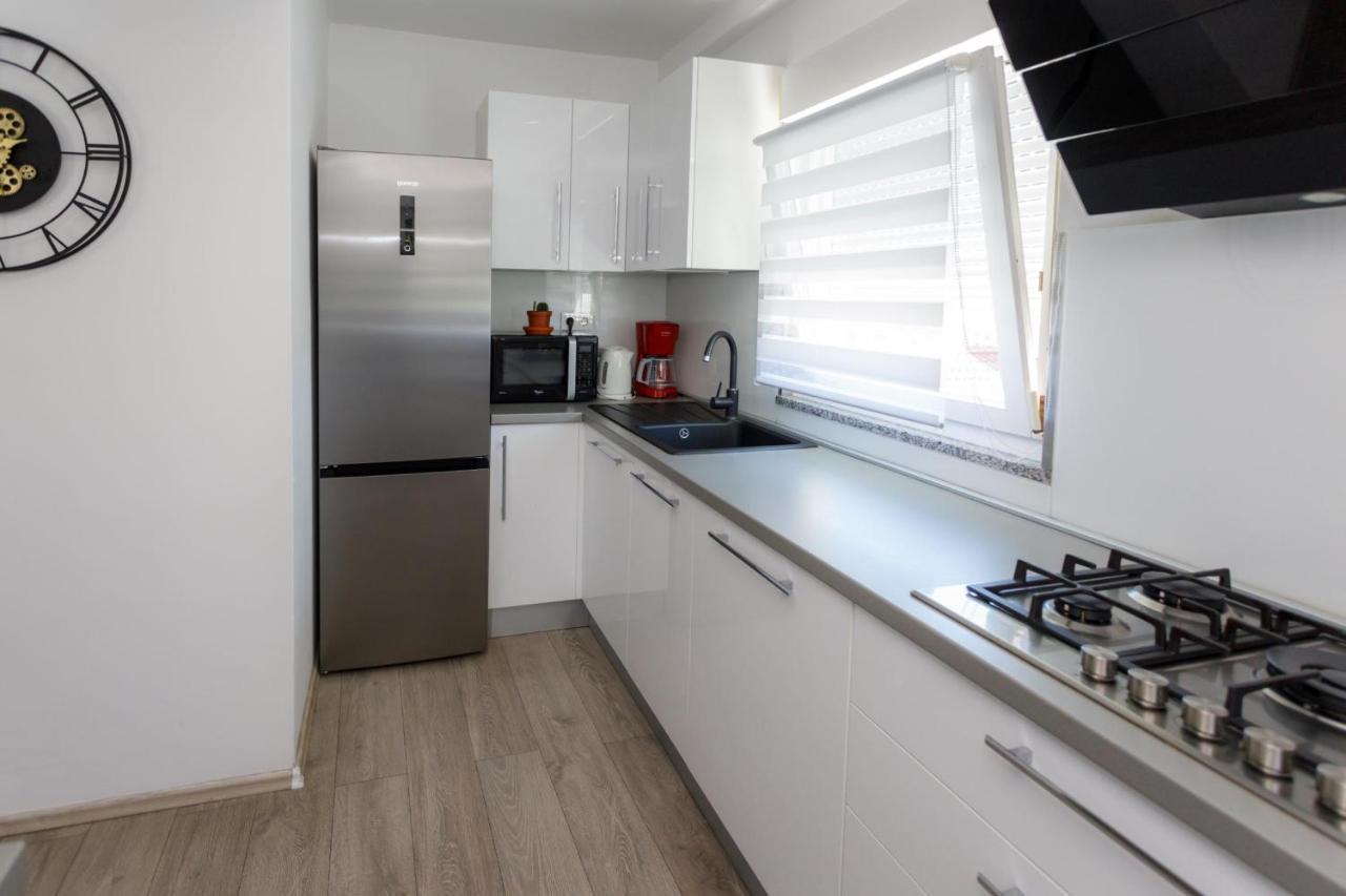 Apartman Laura クルク エクステリア 写真