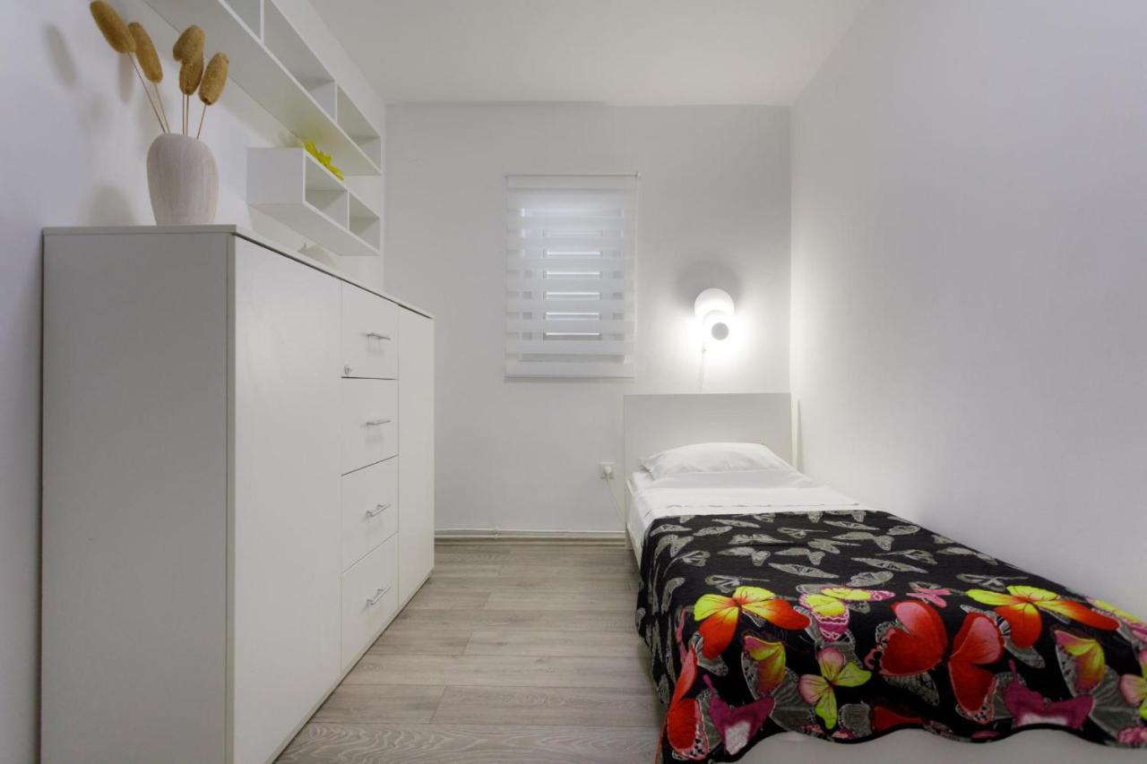 Apartman Laura クルク エクステリア 写真